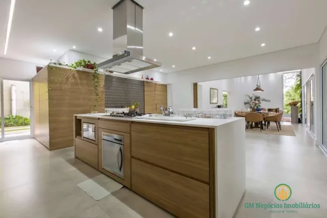 Imagem Casa Maravilhosa e impecável - 5 suites + chalé hóspedes! Em Condominio