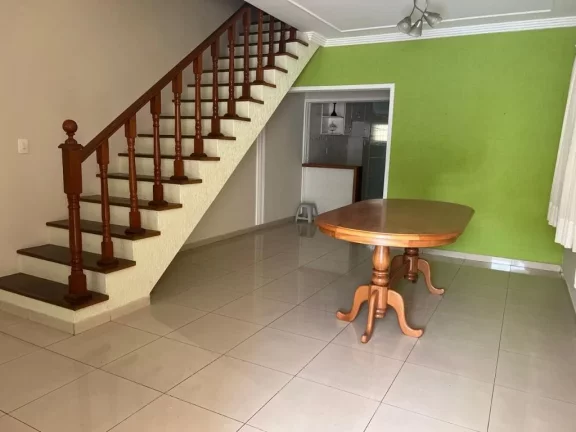 Imagem Sobrado com 3 dormitórios à venda, 170 m² por R$ 750.000,00 - Centro - Ferraz de Vasconcelos/SP