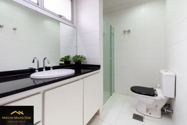 Imagem Apartamento 141 m²com 3 dormitórios (1 suíte) , 1 Vaga de garagem, Sumaré. Edifício com Gerador