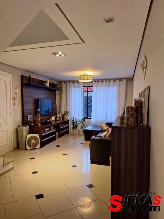 Imagem Imperdível: Casa à venda em São Paulo-SP, Vila Carrão. 3 quartos, 1 suíte, 1 sala, 1 vaga. 100m². Venha conferir!