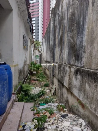 Imagem Casa Grade Ideal para Família Grande e ou Comércio - No Coração do Espinheiro