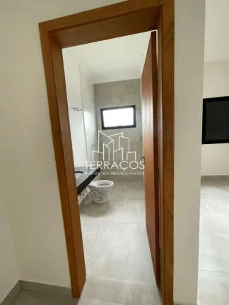 Imagem CASA TÉRREA NOVA À VENDA NO CONDOMÍNIO HORIZONTE AZUL II COM 3 SUÍTES, EM ITUPEVA/SP