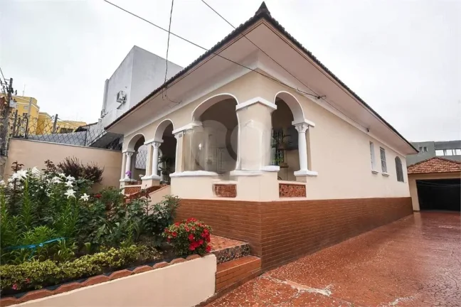 Imagem Casa Térrea à venda com 2 quartos, sendo 1 suíte, em Vila Sônia, São Paulo - SP