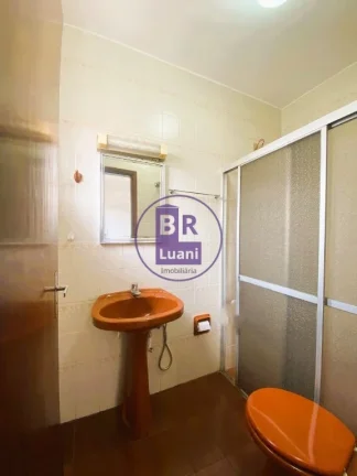 Imagem Casa com Fundos para Locação Comercial ou Residencial.