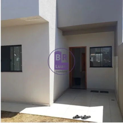 Linda casa para venda (Nova)