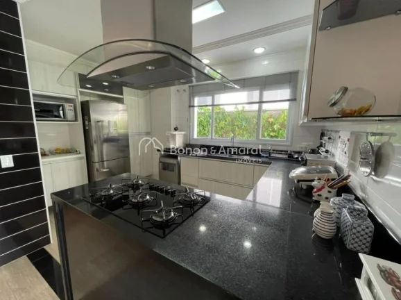 Imagem Linda casa assobrada à venda no Swiss Park em Campinas - SP.

Sobrado à venda em condomínio com S...