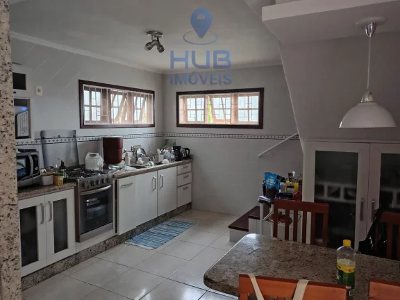 Imagem CASA DUPLEX COM 4 DORMITORIOS E LINDA VISTA DA CIDADE EM PLENA NATUREZA