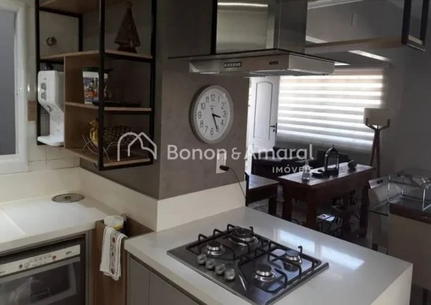 Imagem Casa à venda em condomínio fechado em Valinhos/SP!

Casa em excelente localização dentro do cond...