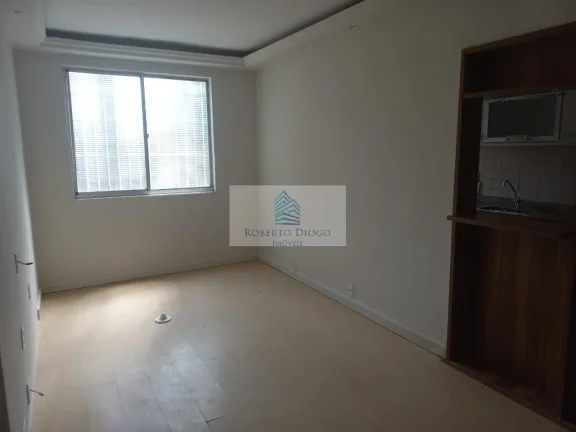 Imagem Apartamento à venda no Rio de Janeiro, Camorim: 2 quartos, sala, vaga de garagem, 52 m² de área.