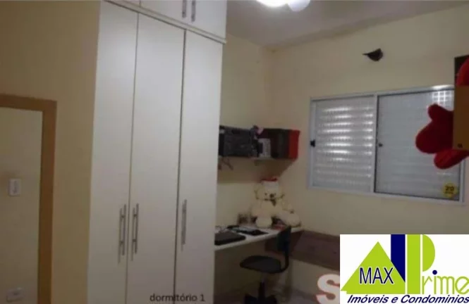 Imagem SOBRADO EM CONDOMÍNIO FECHADO, 03 DORMITÓRIOS 01 SUÍTE E DUAS VAGAS DE GARAGEM