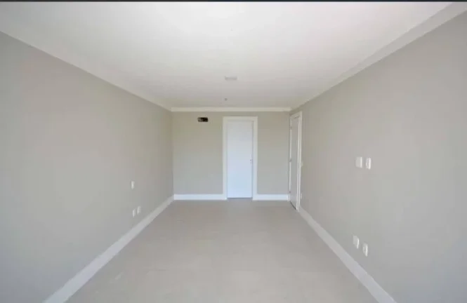 Imagem Casa Triplex Condomínio Interlagos de Itaúna
