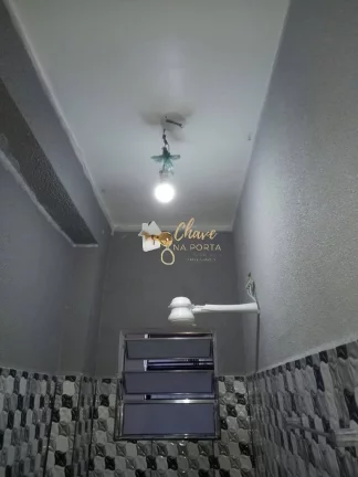 Imagem Sobrado com 4 casas à venda no Embu das Artes