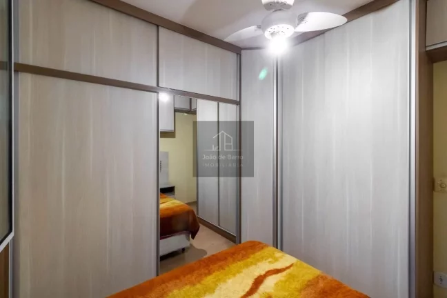 Imagem Apê Reformado 2 dorm 1 vg perto metro
