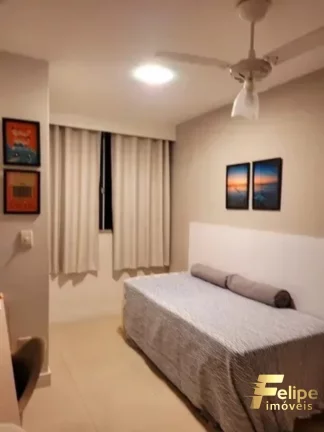 Imagem Apartamento com três quartos - em Itapuã.