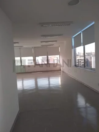 Imagem Casa comercial à venda em São Paulo-SP, no Jardim Guedala: 4 salas, 5 banheiros, 8 vagas, 402m². Aproveite!
