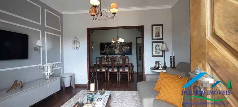 Imagem Conforto e Sofisticação te Esperam: Apartamento Decorado em Paraisópolis!