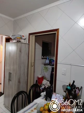Imagem Sobrado em Condomínio para Venda em Santo André / SP no bairro Vila Alzira