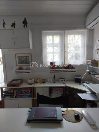 Imagem Casa à venda em condomínio, com 260m² de área construída e excelente localização, ao lado do ...