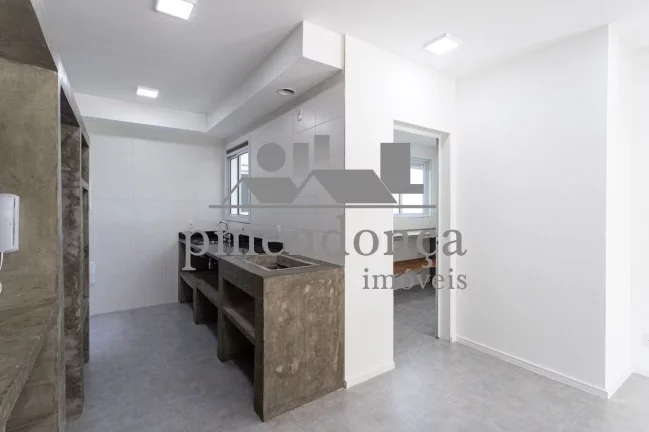 Imagem Apartamento na Lapa com 3 quartos ( 1 suí­te ) e 2 vagas, pronto para morar!!!