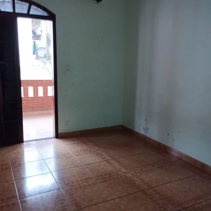Imagem Sobrado à venda em Cotia-SP - Parque Isaac Pires: 2 quartos, 2 banheiros, 3 vagas, 100m² área. Aproveite!