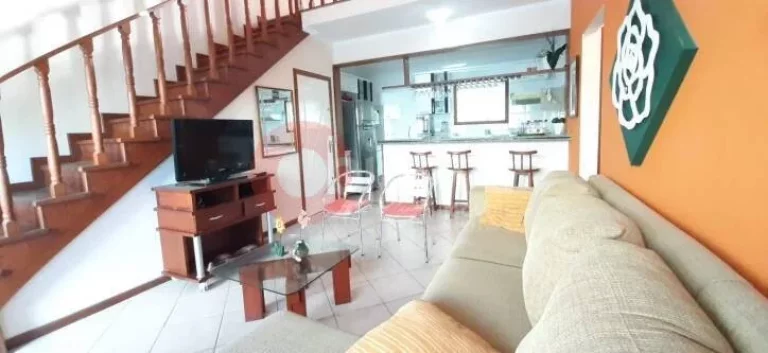 Imagem Casa em condomínio com 4 quartos à venda, 110 m², Peró - Cabo Frio
