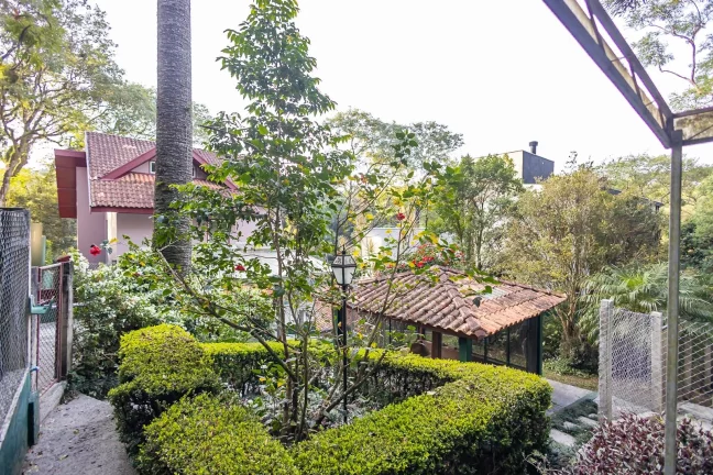 Imagem Casa Parque Barigui com Quintal
