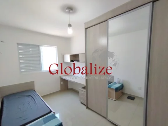 Imagem Casa sobreposta alta com 3 dormitórios, 2 vagas de garagem na Vila belmiro em Santos por R$ 910.000,00
