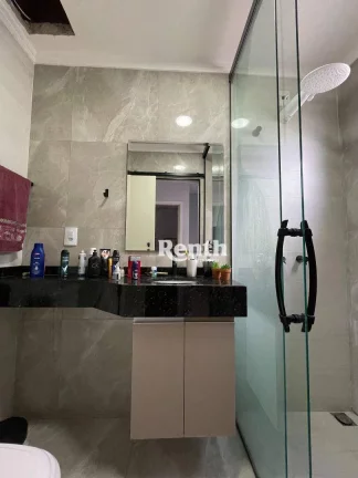 Imagem Casa com 2 dormitórios à venda por R$ 650.000,00 - Centro - Rio Claro/SP