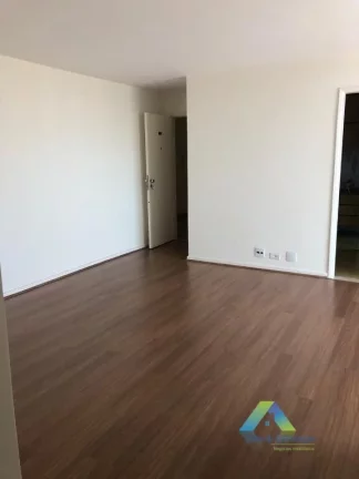 Imagem Oportunidade apartamento todo reformado com 4 dormitórios, 2 vagas a poucos minutos da estação do metro São Judas e Saúde.