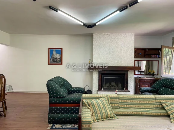 Imagem Apartamento Capivari | Campos do Jordão | 125 m², Lareira, Mobiliado