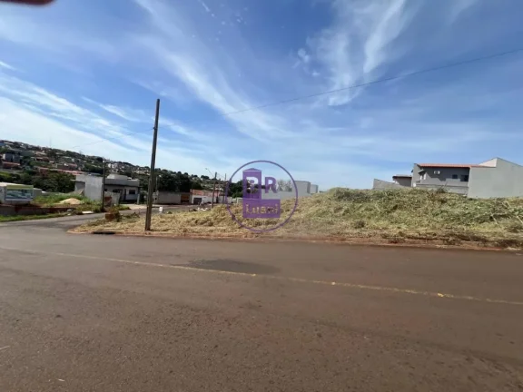 Imagem 02 Lotes a venda - localização privilegiada - ambos com três frentes - Valor R$ 400 mil cada Lote.