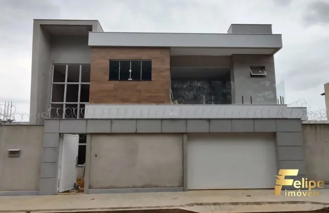 Imagem EXCELENTE CASA ALTO PADRÃO NO ITAPEBUSSU COM TRÊS QUARTOS