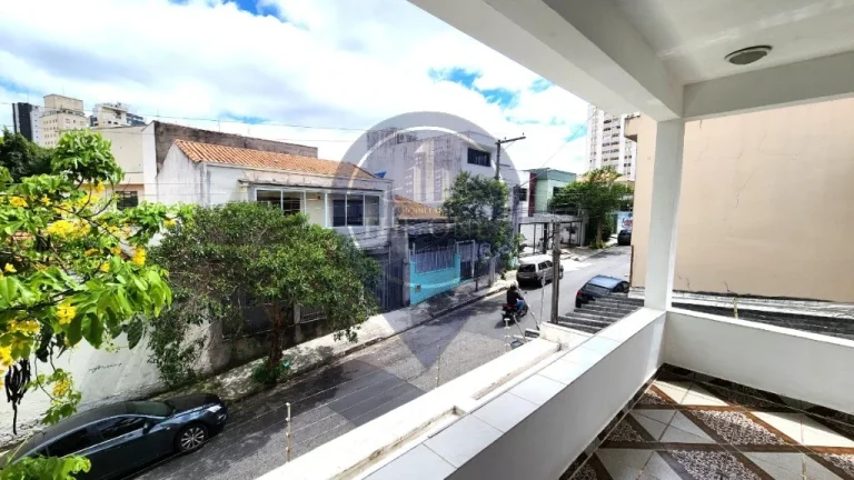 Imagem Imperdível! Casa à venda em São Paulo-SP, bairro Saúde, com 4 quartos, 2 suítes, 2 salas, 4 banheiros, 2 vagas e 218m².