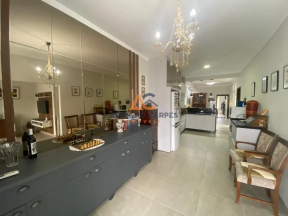 Imagem Casa geminada de 3 dormitórios, sendo 1 suíte master, com escritório e 2 vagas de garagem, localizado no bairro Gravatá - Adriano Carpes Imóveis vende