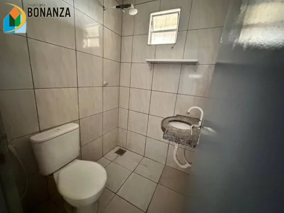 Imagem Casa com 02 quartos para Alugar no Bairro Presidente Kennedy