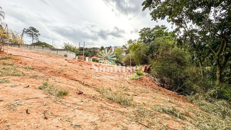 Imagem Terreno a venda com 2.078m² próximo à Estação Ambuitá em Itapevi, SP com 57 metros de frente por R$ 490 mil