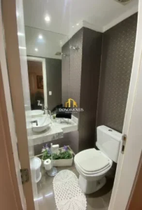 Imagem Apartamento com 03 dormitórios, todos suítes com sacada equipada com tela, vidro e blackout. Possu...