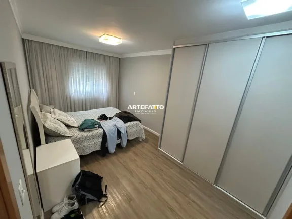 Imagem Casa em Condomínio 4 dormitórios, 4 vagas , linda , nova