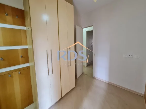 Imagem Apartamento de 144m² com 4 dormitórios, excelente localização