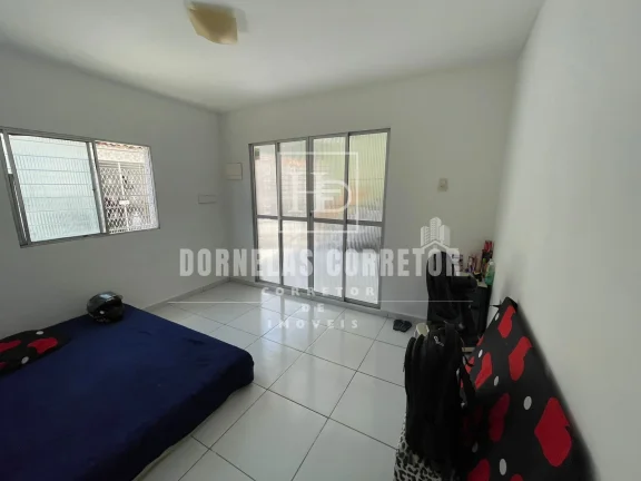 Imagem Casa à venda no bairro Água Fria - Recife/PE