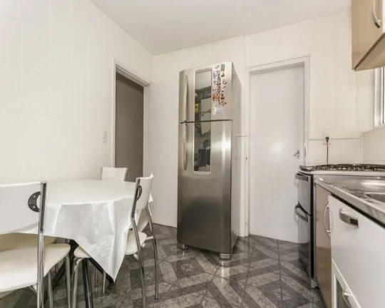 Imagem Apartamento maravilhoso com um pé direito triplo, 104 m² de área útil, sala ampla e arejada com ...