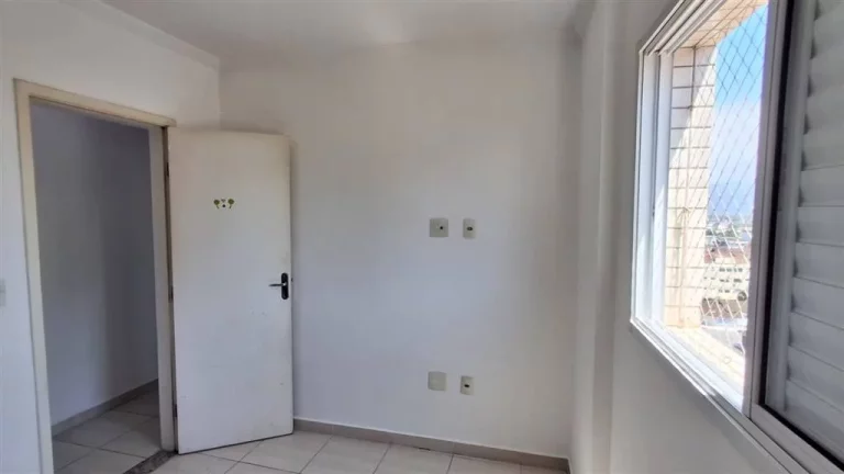 Imagem APARTAMENTO COM 101 m² - OCIAN - PRAIA GRANDE SP