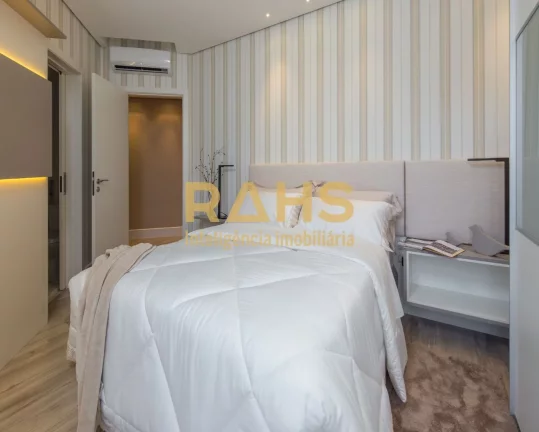 Imagem Estava buscando aquele apartamento mobiliado, equipado, e decorado na Praia Brava? Acabou de encontr...