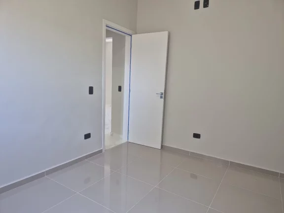Imagem Casa térrea à venda com 4 quartos, sendo 2 suítes, no condomínio Alto da Floresta, Bom Jesus dos Perdões - SP