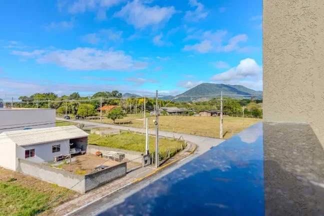 Imagem Sobrado novo com 2 suítes e 1 vaga de garagem, Sertão do Trombudo em Itapema/SC