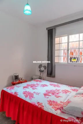 Imagem Casa com Edícula e Kitnet, totalmente mobiliada, localizada no bairro Teresópolis Porto Alegre - RS