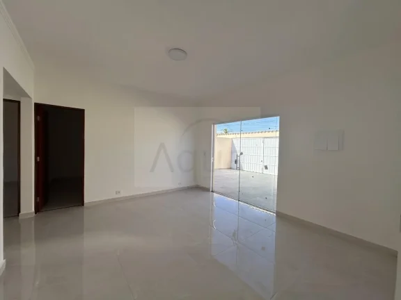 Imagem Casa para Venda em Itanhaém, Cibratel II, 3 dormitórios, 1 suíte, 1 banheiro, 2 vagas