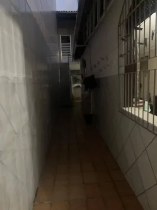 Imagem Casa à venda no Bairro Ponto Novo - Espaçosa 4/4 com suíte e 250 vagas de garagem!