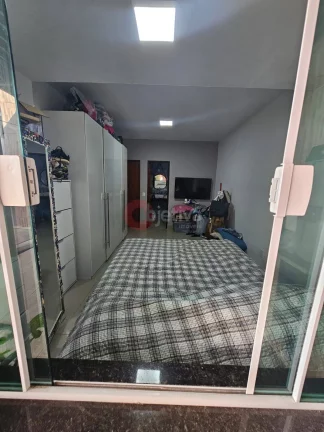 Imagem Casa duplex, 5 quartos com edícula, Parque Burle - Cabo Frio - RJ