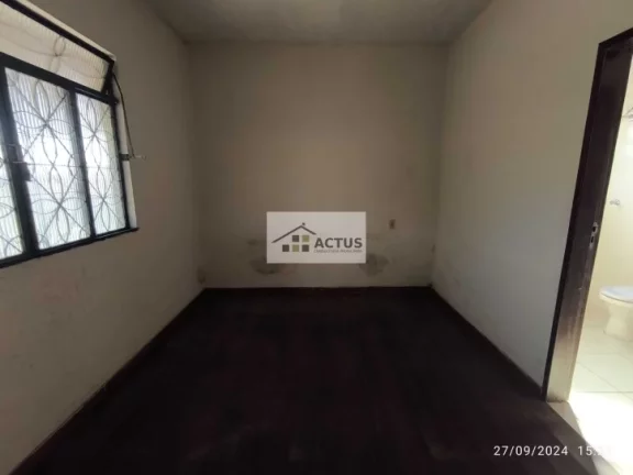 Imagem Casa com 2 Quartos à Venda, 720 m² em Jardim Das Rosas - 1ª Seção (parque Durval De Barros) - Ibirité